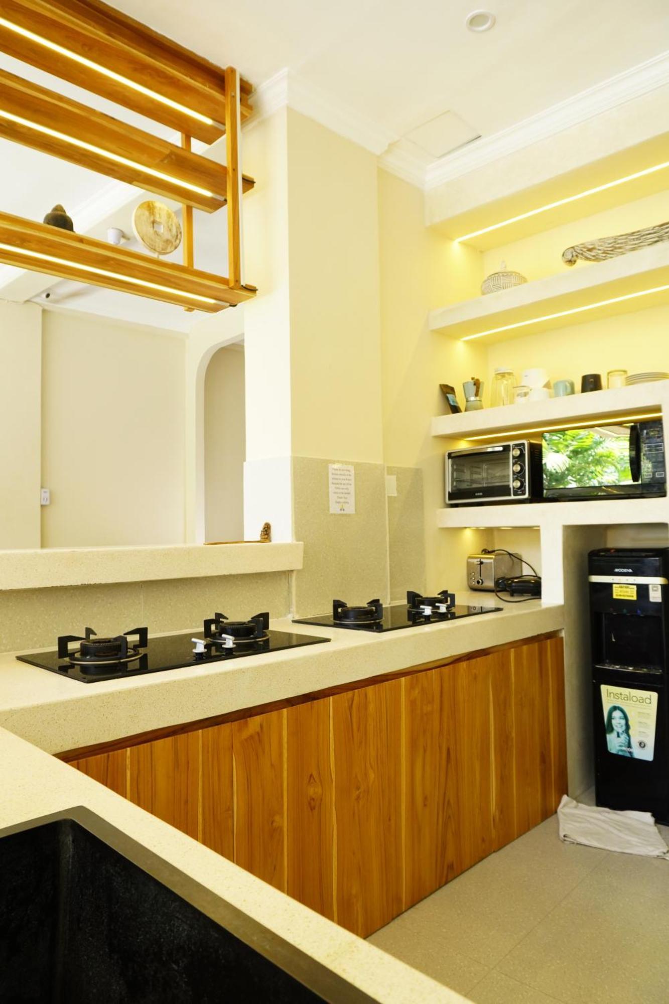 Olivia Guest House Canggu エクステリア 写真